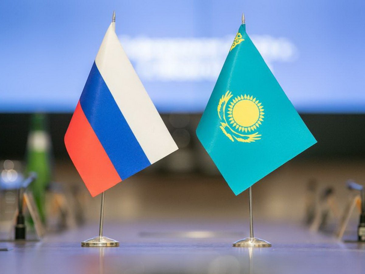 Казахстан изменяет статус русского языка в своей Конституции0