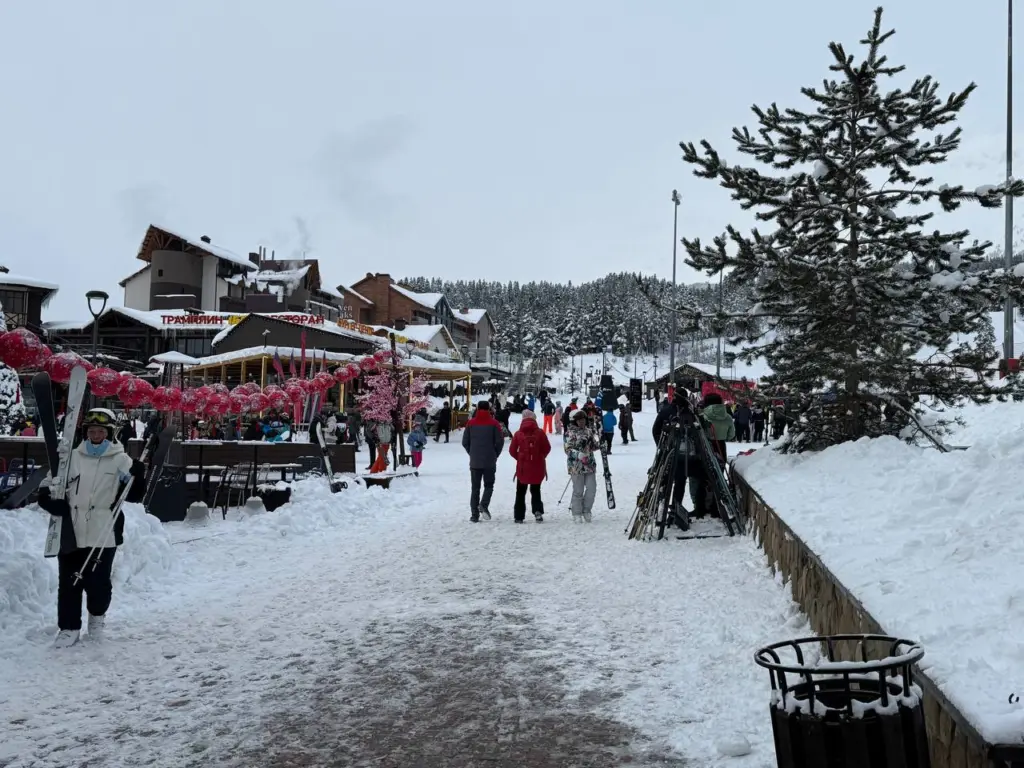 Указ приняли официально: в России установили короткую рабочую неделю