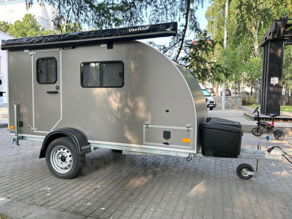 Полная автономия: обзор новейшего прицепа-автодома из Каменска-Уральского