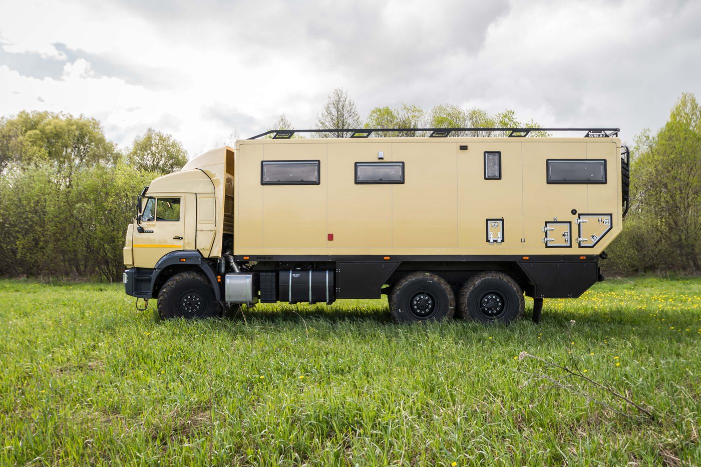 КАМАЗ 43118: премиальный автодом для путешествий с максимальным комфортом