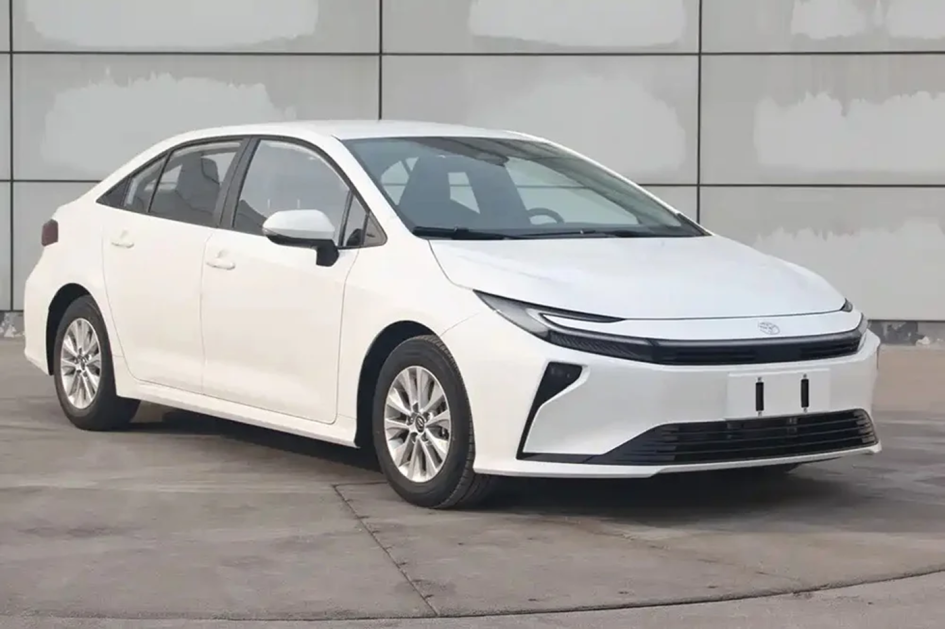 Toyota Corolla 2026 года поступила в продажу в России: сроки ожидания и нюансы покупки