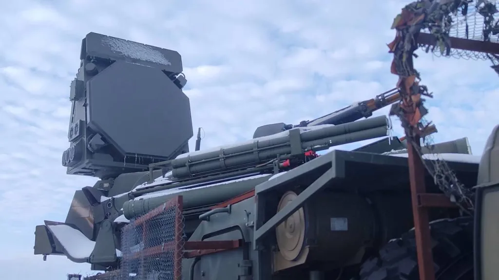 ЗРПК «Панцирь-С1» группировки войск «Восток» с малогабаритными ЗУР ближнего перехвата ТКБ-1055 (19Я6) «Гвоздь»