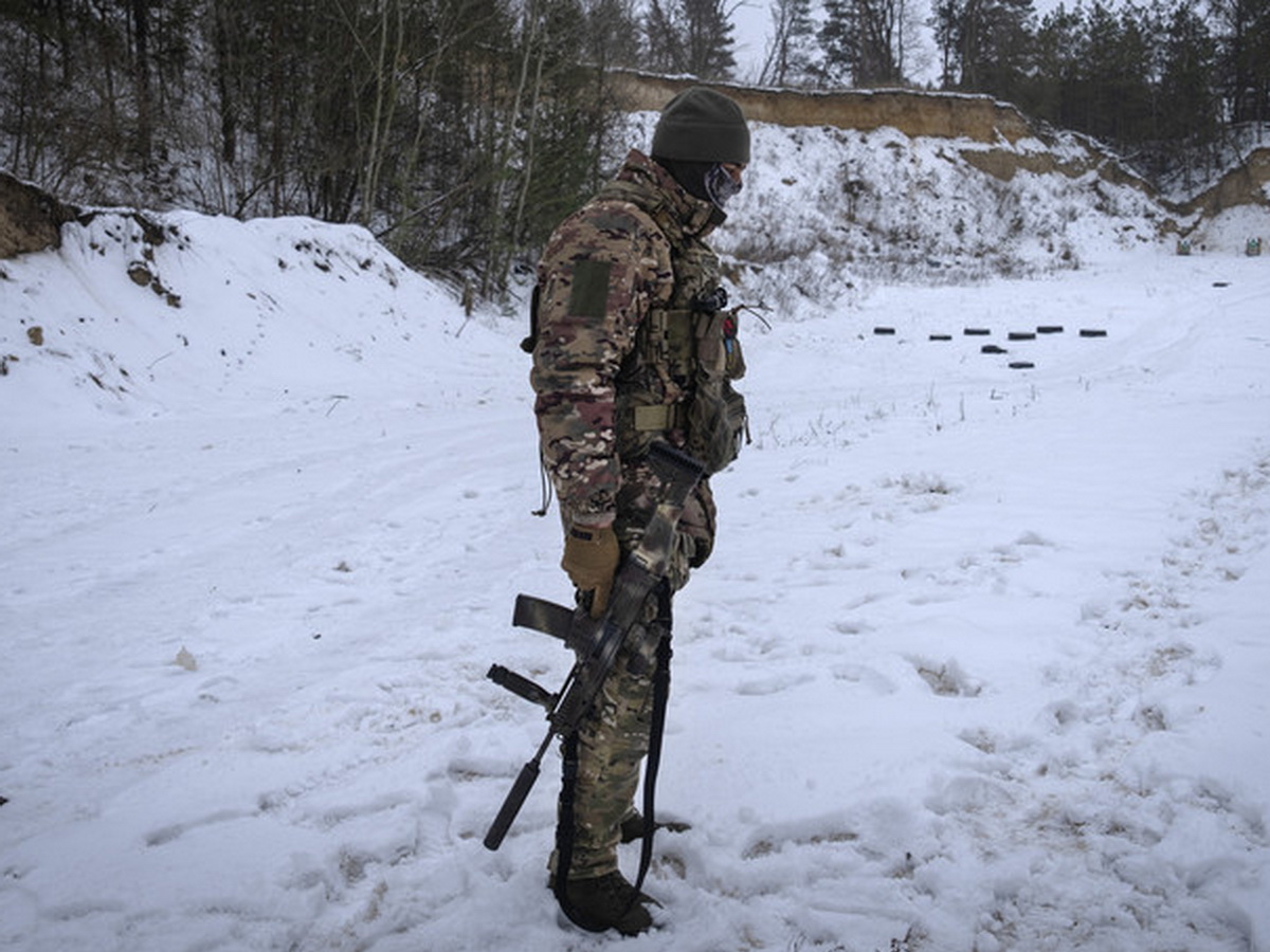 Атлантик: Киев может принять решение о выводе войск из Донбасса0