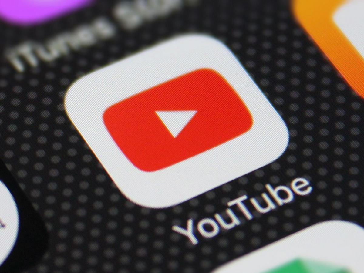 В России впервые подвергли штрафу за лайк на YouTube: пенсионер выплатит 30 тысяч0