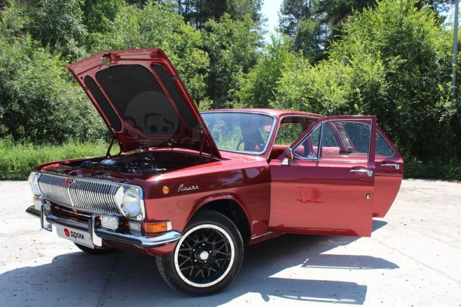 Редкая ГАЗ 24 Волга 1983 года после полной реставрации выставлена на продажу в Иркутске