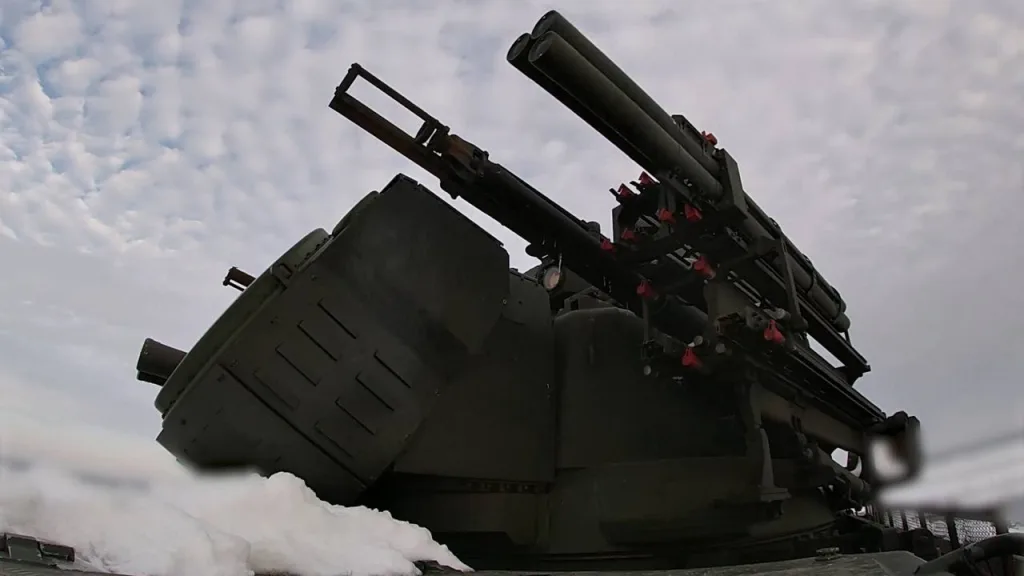 ЗРПК «Панцирь-С1» группировки войск «Восток» с малогабаритными ЗУР ближнего перехвата ТКБ-1055 (19Я6) «Гвоздь»