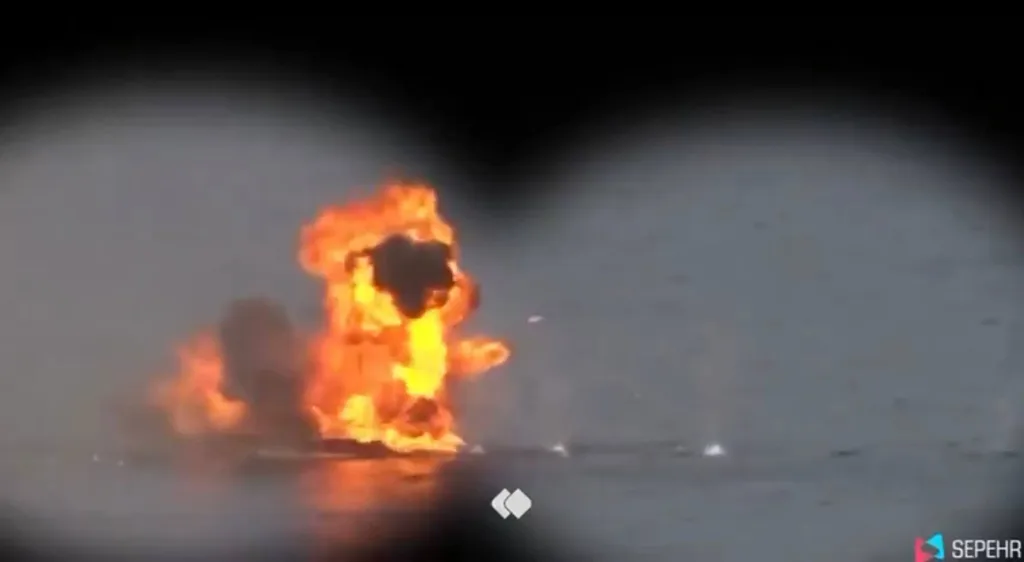 На фоне наращивания американцами сил в регионе стартовали учения ВМС КСИР Ирана под названием «Умный контроль над Ормузским проливом»