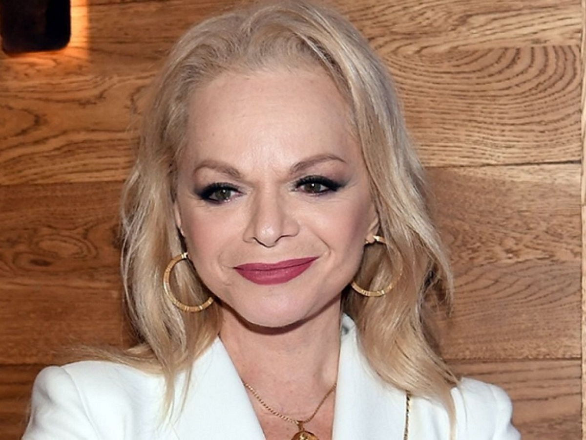 «Чтобы вы были изгоем»: опубликована запись разговора Ларисы Долиной с мошенниками0