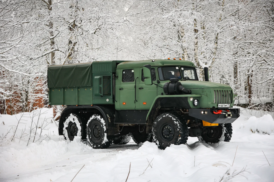 В Подмосковье создали модернизированный Урал-ТМ Барс с американским мотором Caterpillar