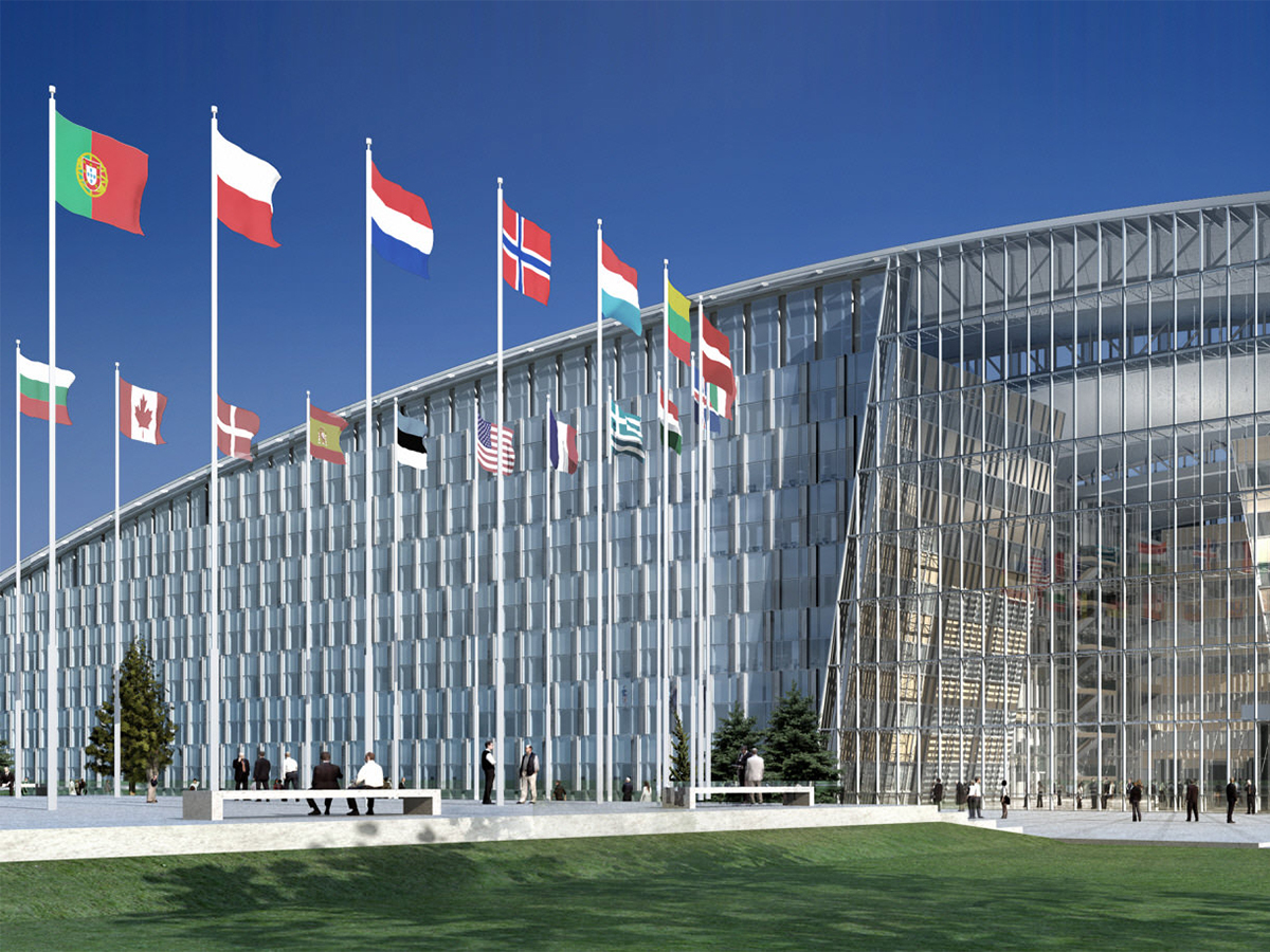 РФ потребует юридически зафиксировать обещание НАТО не расширяться на восток0