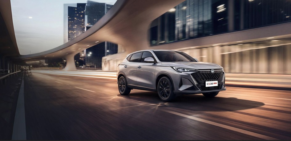 Changan CS35 Max выходит на российский рынок: комплектации, цены и особенности