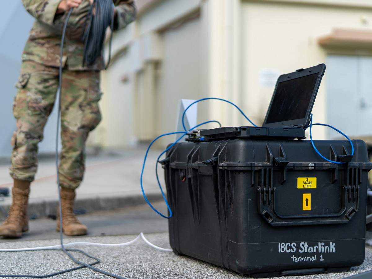 Один сержант сделал больше генералов: отключение Starlink выявило системную проблему армии РФ0