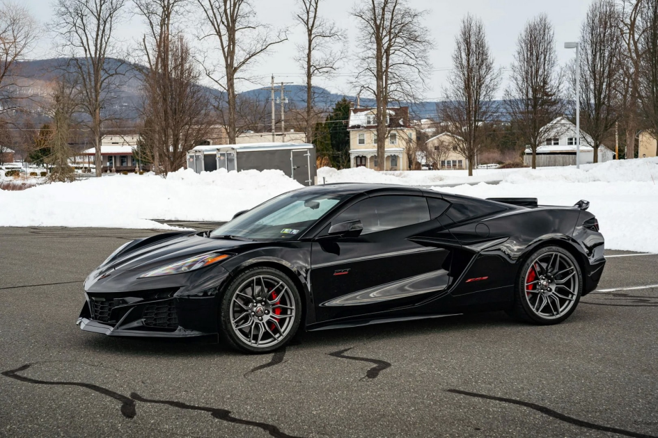 Дилер из Пенсильвании снял с продажи Chevrolet Corvette Z06 2023 после неудачного аукциона