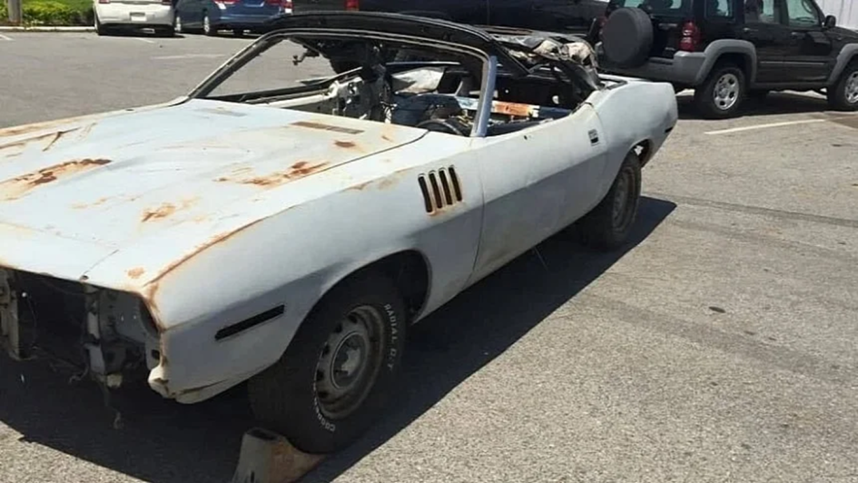 Редкий Plymouth Barracuda 1971 года в Калифорнии: кабриолет в поисках новой жизни