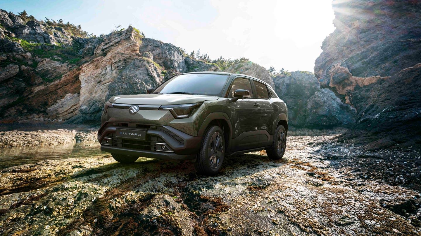 Suzuki e-Vitara: новая схема оплаты за пробег и аренда батареи в Индии