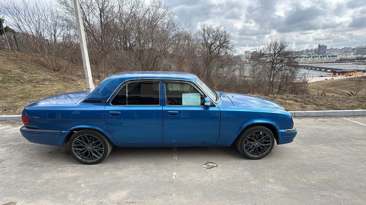 Сняли с учета и продают редкий ГАЗ 31105 с чипованным двигателем от Dodge SRT и прямотоком