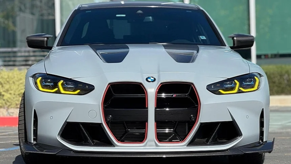 Редкий BMW M3 CS 2024 года с пробегом 10 100 км выставлен на аукцион в США