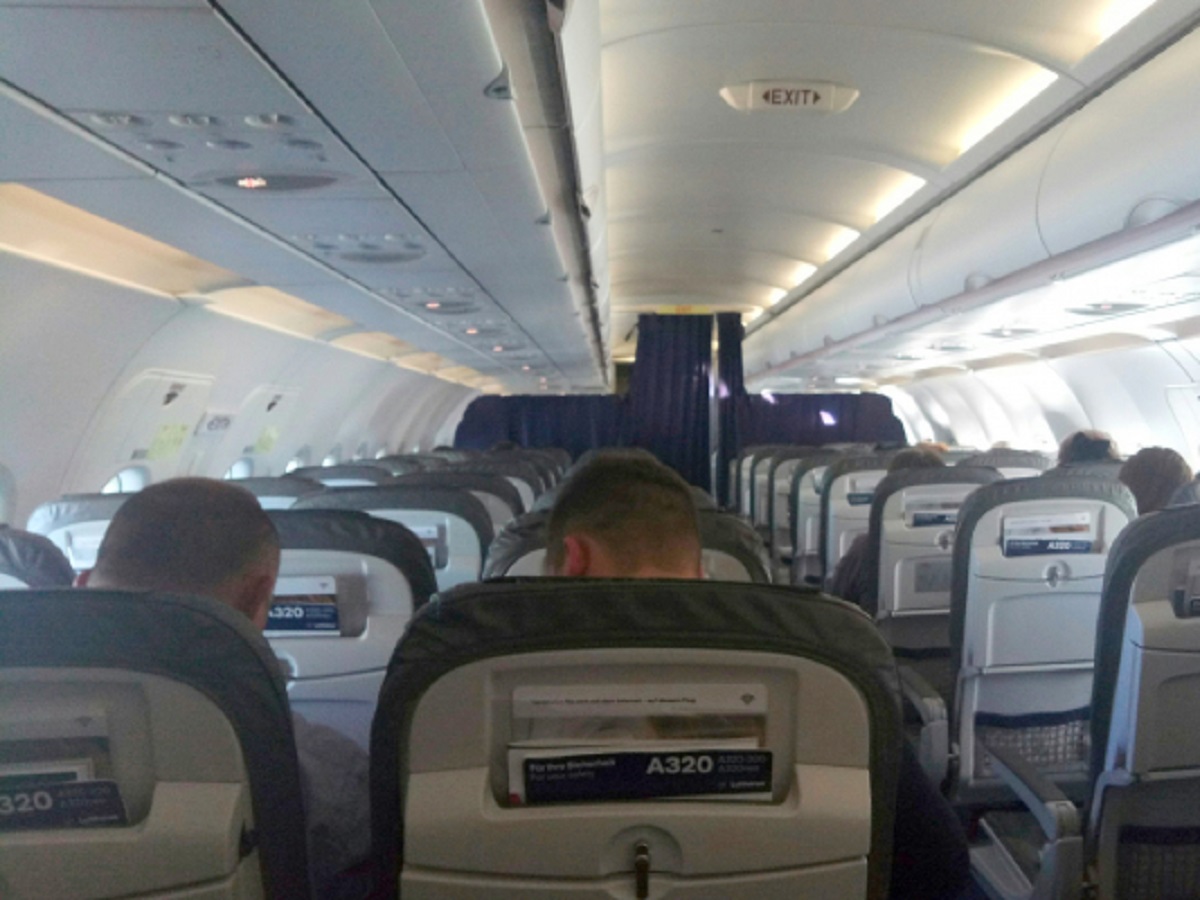 «Фальшивые работы»: глава Госавианадзора пожаловался, что в РФ массово допускают к полетам неисправные самолеты0