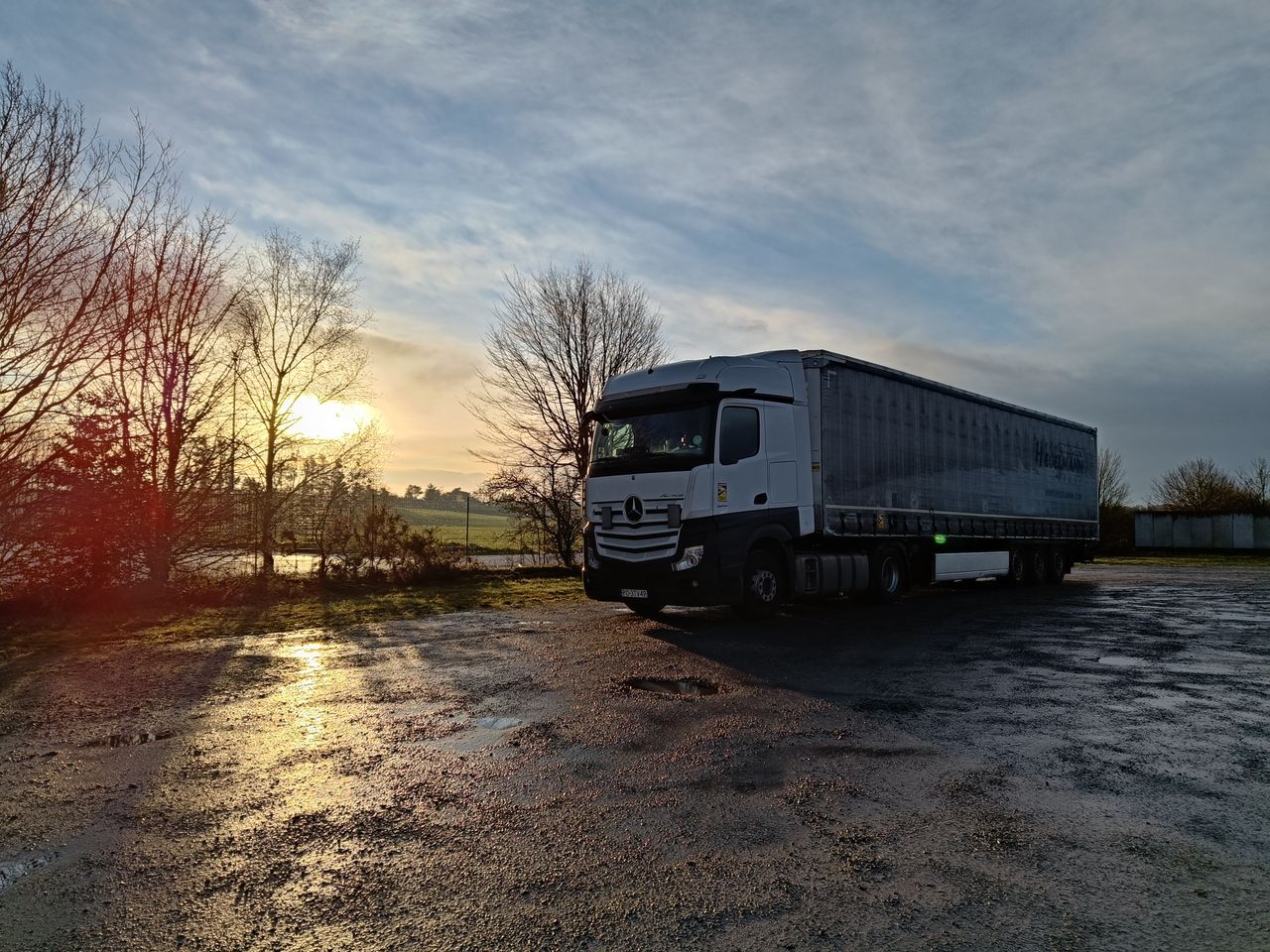 Mercedes-Benz Actros 4x2 2022 глазами дальнобойщика: плюсы и минусы эксплуатации