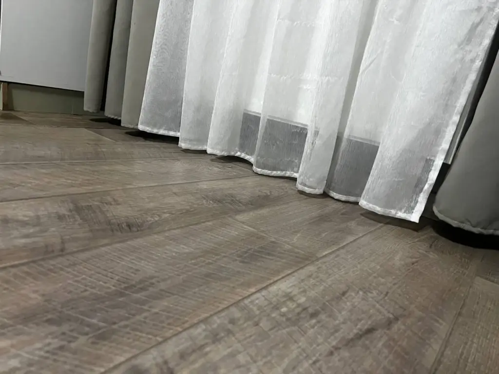 Утеплить дачу за 0 рублей реально: как мы спаслись от лютого мороза с помощью снега