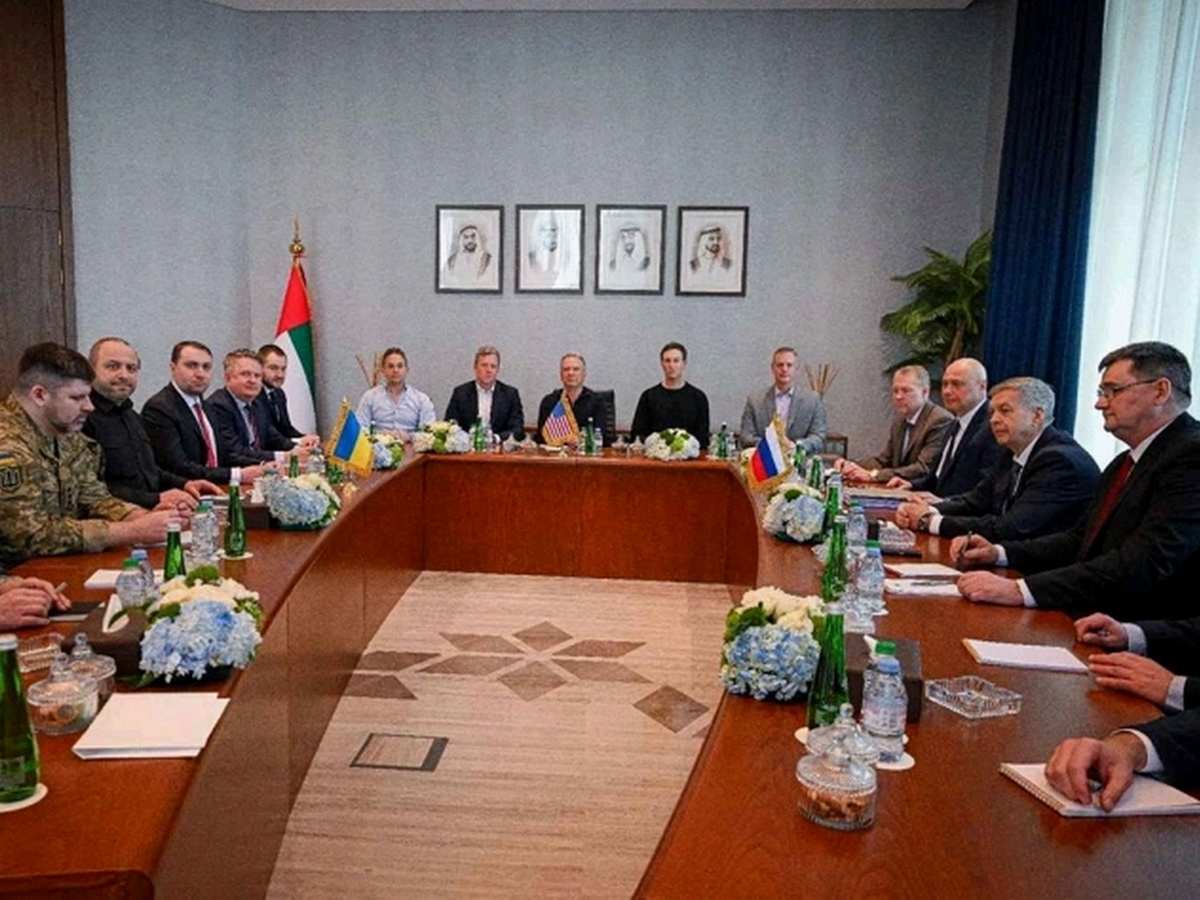 СМИ: Украина предложила новые «критически важные» требования на мирных переговорах в Абу-Даби0