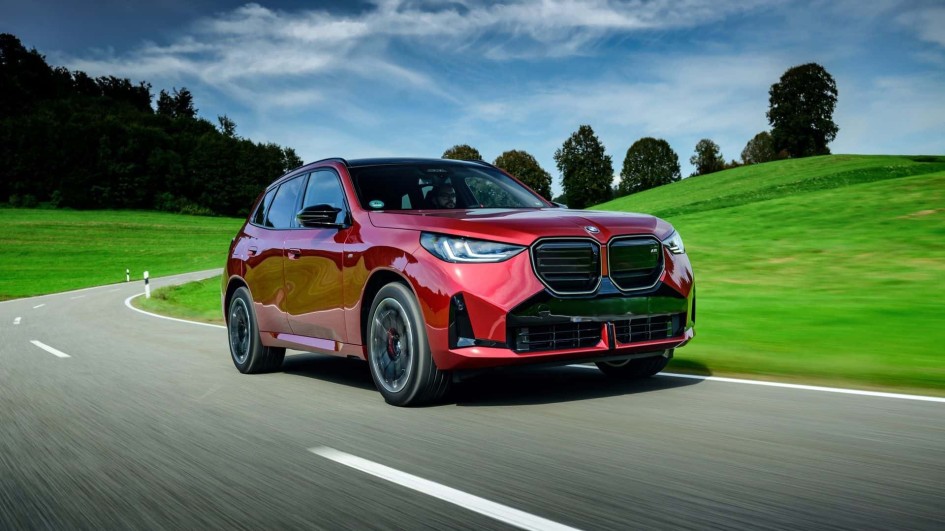 BMW X3 2025 с правым рулем: неожиданные плюсы и минусы после первых 200 км