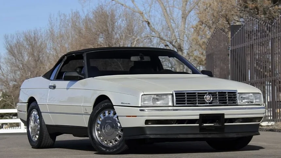 Cadillac Allante 1993: провал роскошного американского купе спустя три десятилетия