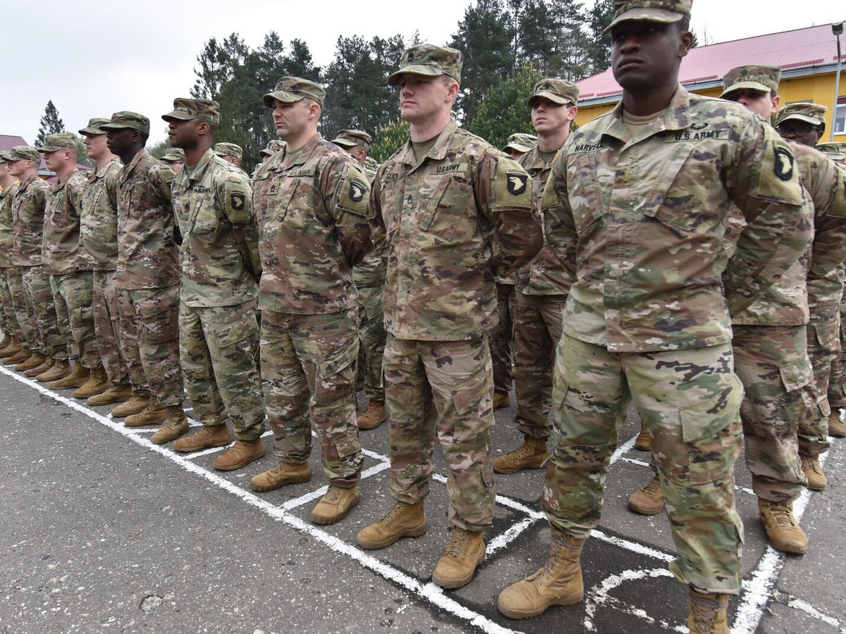 «Долой Макрона и Париж»: Нигер готов объявить Франции сражение0