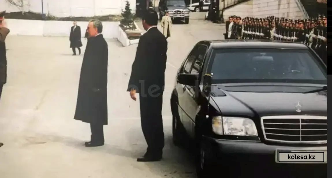 Редкий Mercedes-Benz S600 Назарбаева выставлен на продажу в Казахстане