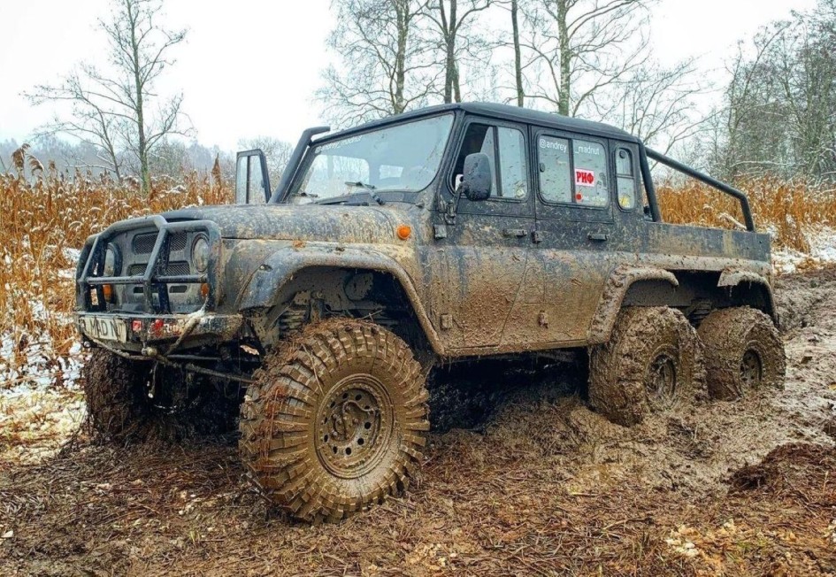 Единственный в мире УАЗ 6Х6 выставлен на продажу в Москве