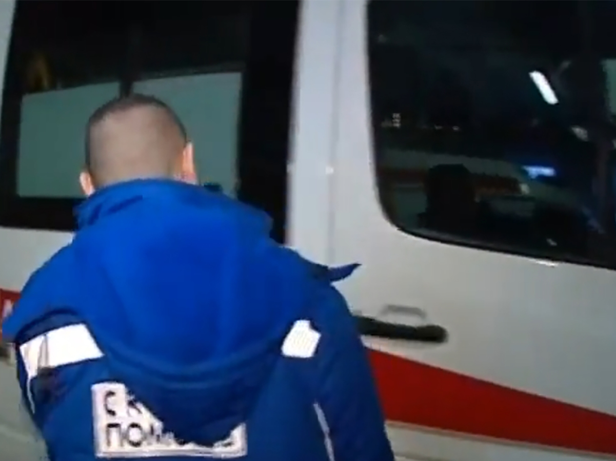 Под Петербургом мигрантка выбросила своих детей с 16 этажа и завершила жизнь. Дети чудом выжили0