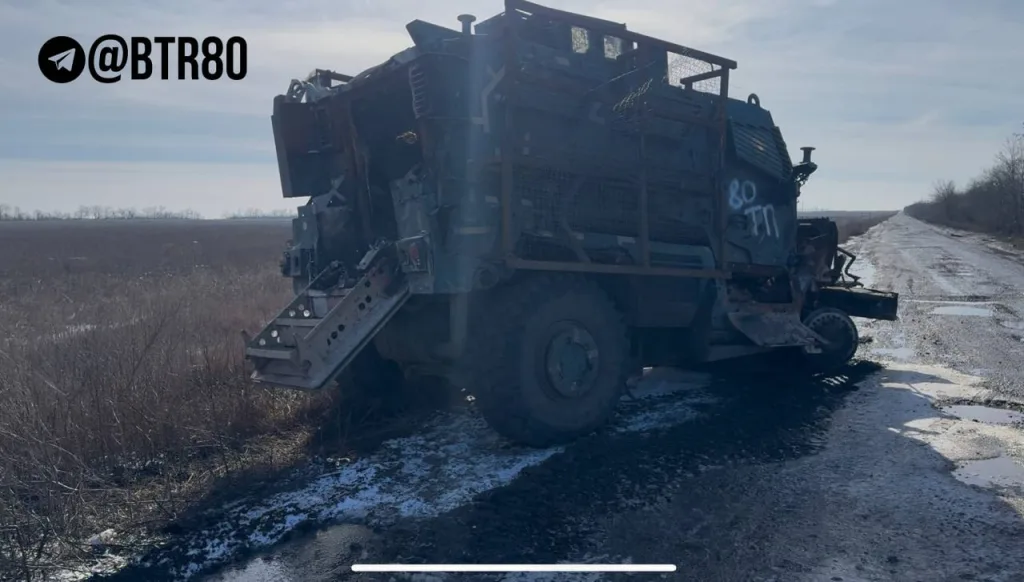 Отправленные в один конец: Обочины завалены грудами сгоревшей НАТОвской техники на подступах к Новопавловке