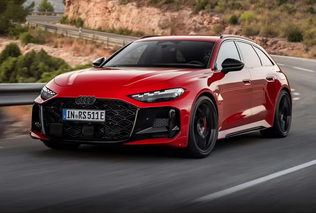 В сеть слили фотографии новой Audi RS5 — модель впервые выпустят в двух кузовах: лифтбек и универсал