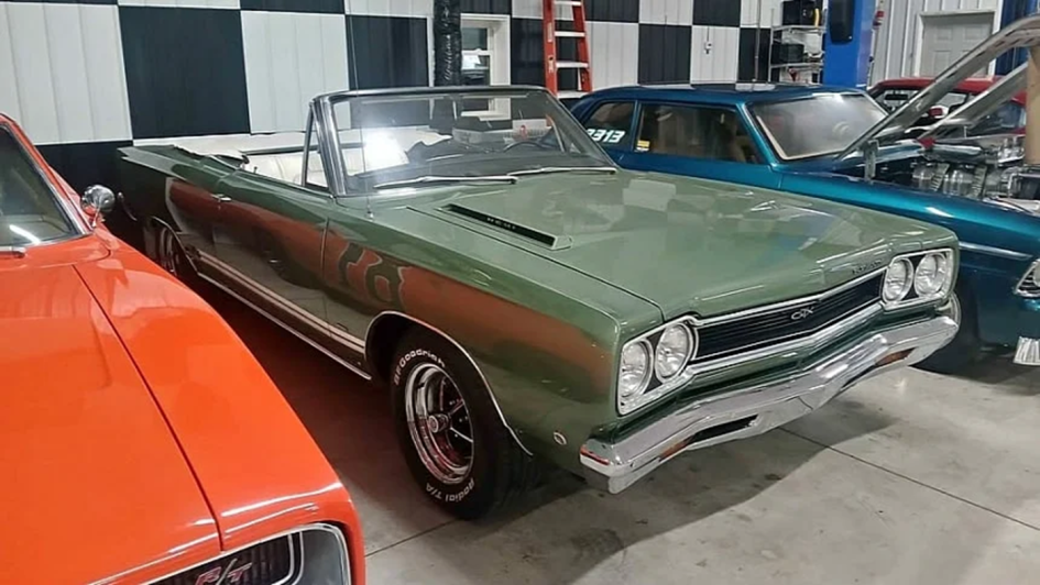 Редчайший Plymouth GTX 1968 года: уникальный кабриолет с неожиданной тайной под капотом