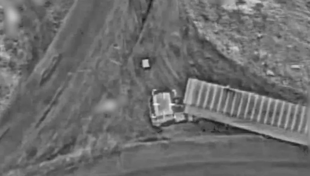 Объективный контроль ударов ВВС Израиля по пусковой установке баллистических ракет, зенитным орудиям и другим целям на территории Ирана