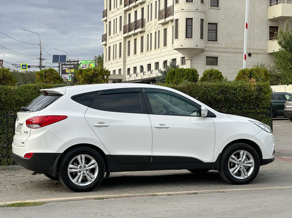 Hyundai ix35 возвращается на российский рынок: обновленная версия уже в продаже по цене 3,35 млн рублей