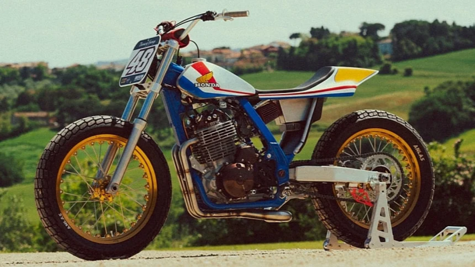 Итальянский кастом Honda NX650: уникальный flat tracker для профессионального гонщика