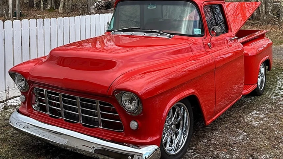 Редкий Chevrolet 3100 1956 года с уникальным тюнингом готовится к аукциону