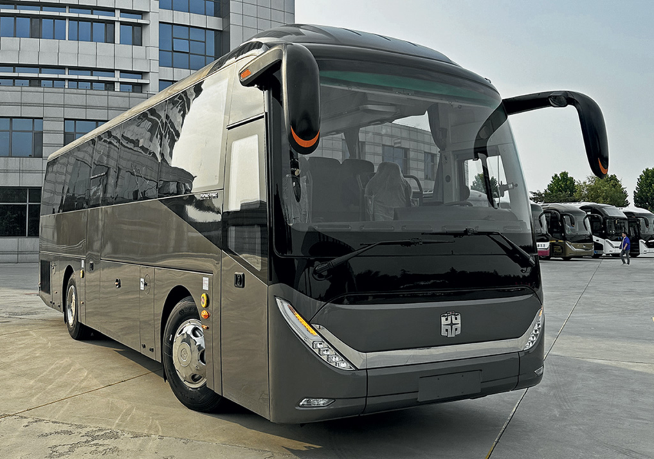 Самый длинный китайский автобус в России: что предлагает Zhongtong H10 нового поколения