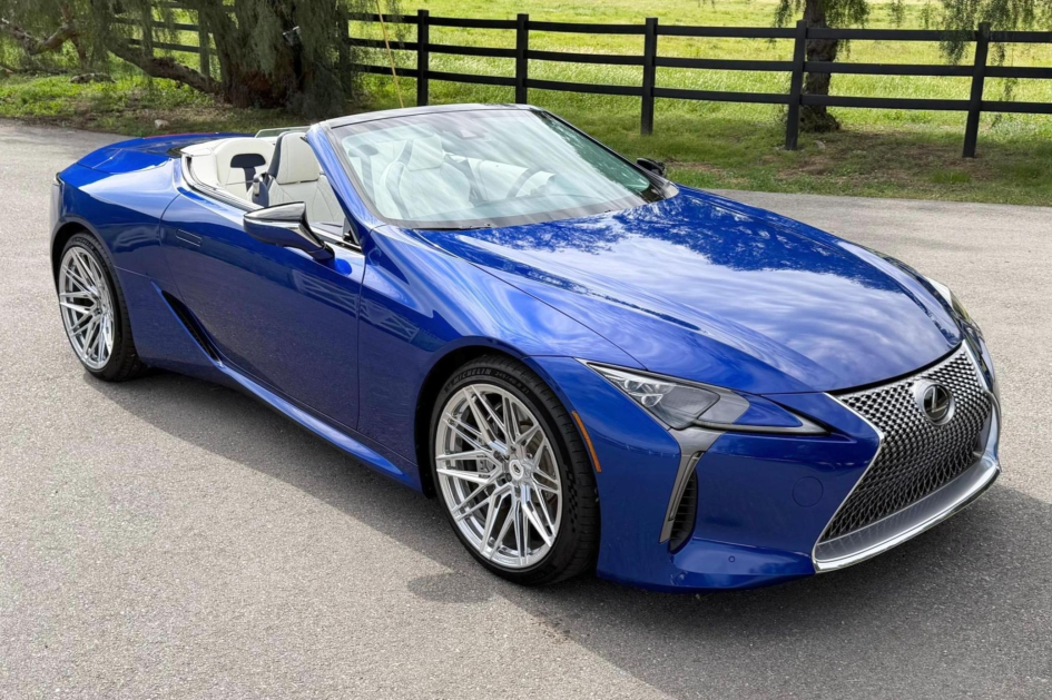 Кабриолет Lexus LC 500 Джои Крамера выставлен на аукцион после ремонта и обновлений