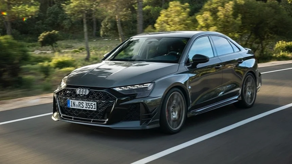 Audi RS 3 Competition Limited: юбилейная версия с акцентом на культовый мотор