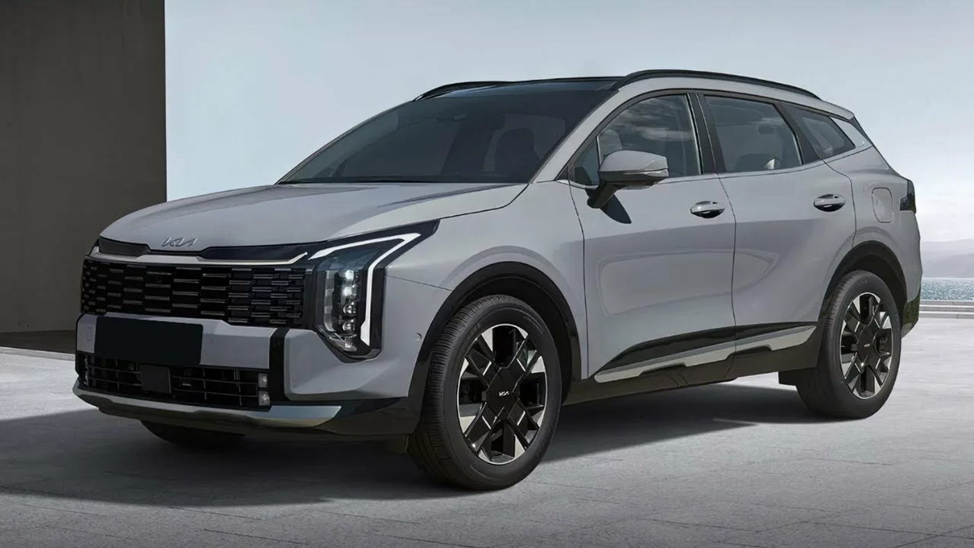 Сравнительный анализ Geely Atlas и Kia Sportage в условиях современного российского авторынка