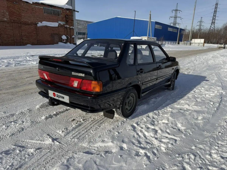 «Капсула времени» из 2000-х: В Омске выставлен на продажу ВАЗ-2115, который почти не ездил