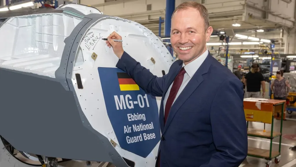 Lockheed Martin рапортует, что начата сборка первого истребителя F-35A Lightning II (MG-01) для ВВС Германии