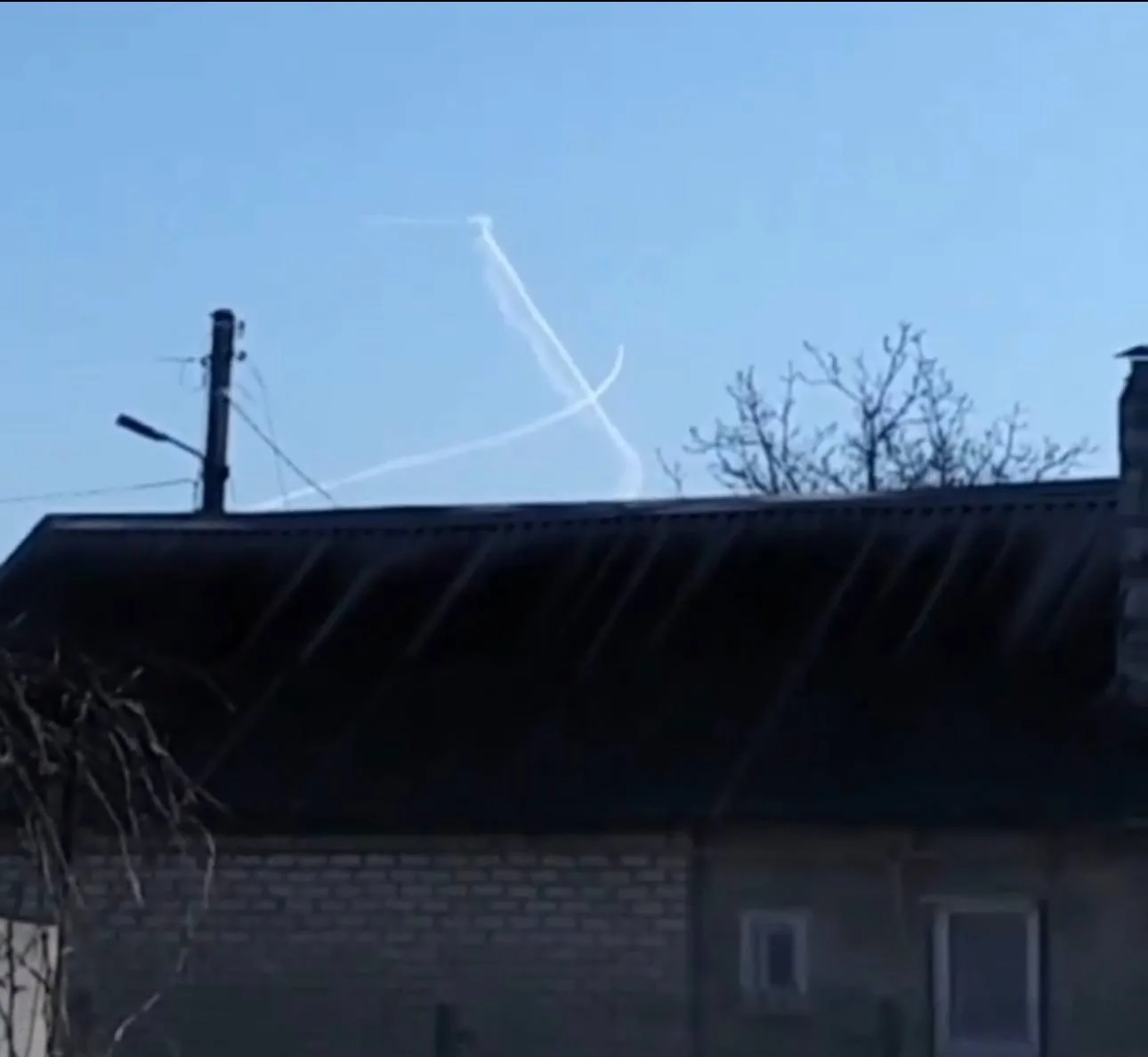 Впервые в истории жители Краматорска смогли увидеть, как российские Су-34 сбрасывают планирующие бомбы КАБ