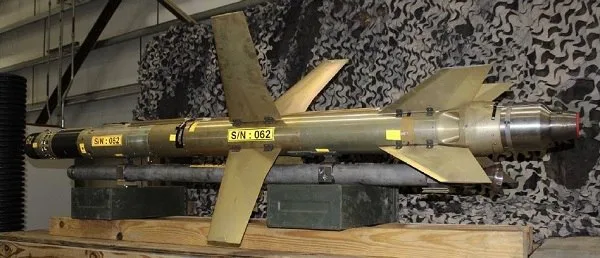 Иранские дозвуковые барражирующие зенитные ракеты Missile 358 с малогабаритными турбореактивными двигателями продолжают демонстрировать высокую эффективность в противодействии израильским разведывательно-ударными БПЛА Hermes-900