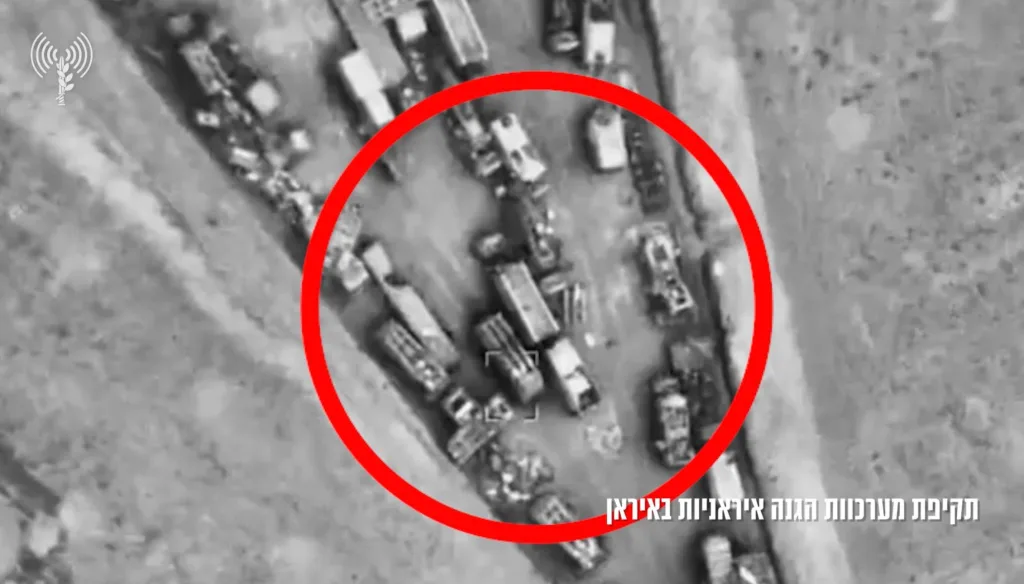 Детонация боекомплекта иранского ЗРК Sevom Khordad, находившегося на территории отстойника техники, в результате удара ВВС Израиля