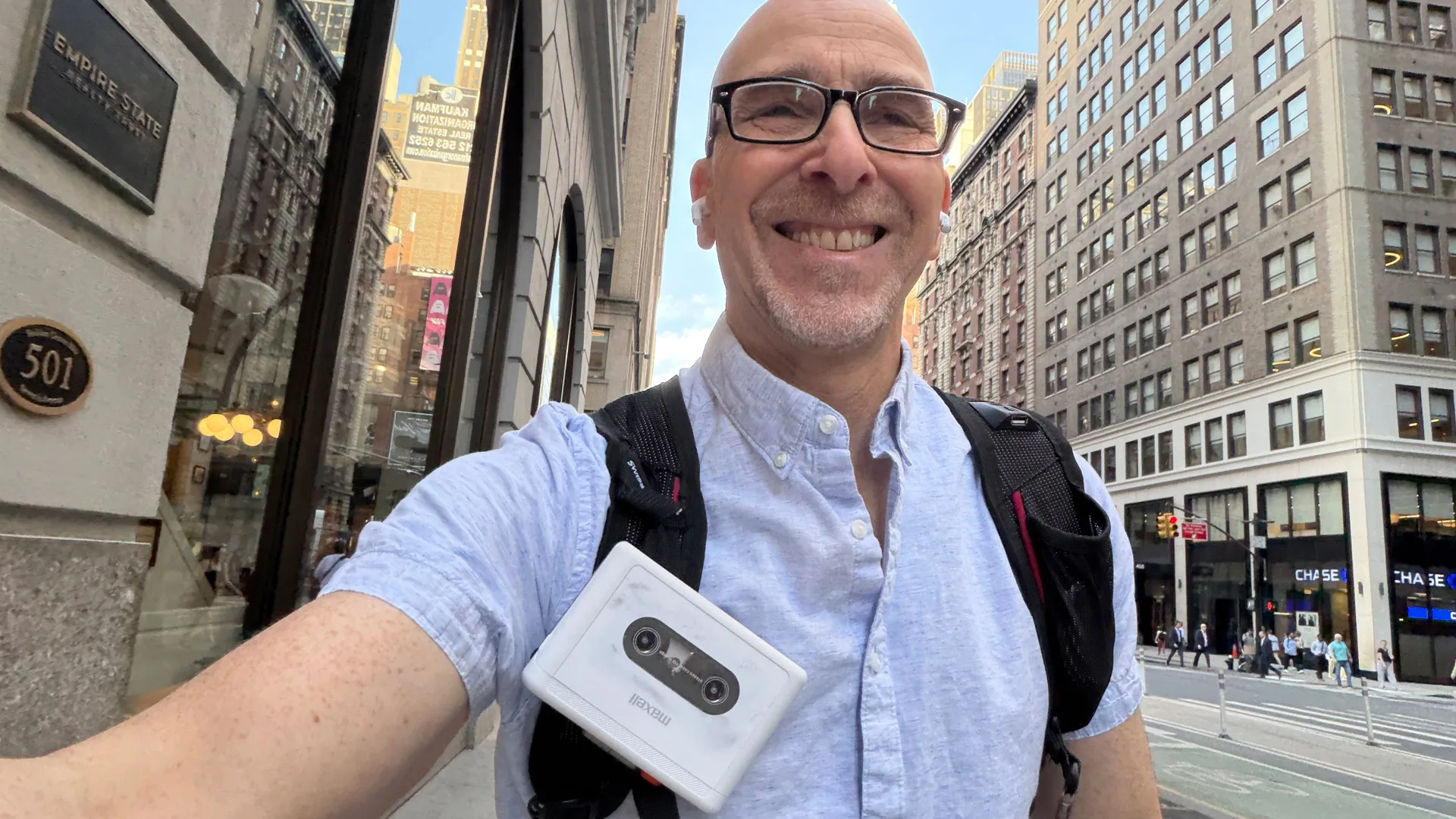 Обзор Remix Maxell - путешествие в мир аудионостальгии картинка Плеер Maxell Wireless Cassette Player: ретро-магия | DGL.RU