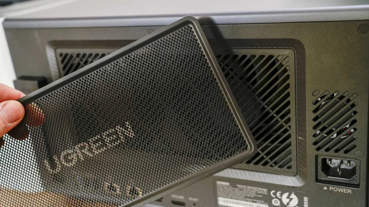 Обзор UGreen NASync iDX6011 Pro - NAS-сервер с поддержкой ИИ и цены в России картинка Сетевое хранилище UGREEN NASync iDX6011 Pro | DGL.RU