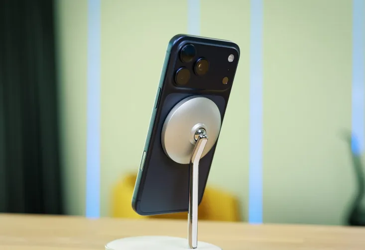 Прощай, комфорт: iPhone может остаться без MagSafe, вызвав нереальный гнев фанатов картинка Прощай, комфорт: iPhone может остаться без MagSafe, вызвав нереальный гнев фанатов фото